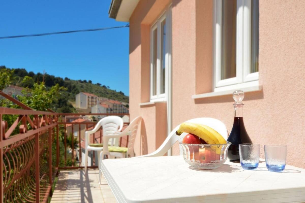 Apartments Sima - 100M From Beach Trogir Exterior foto