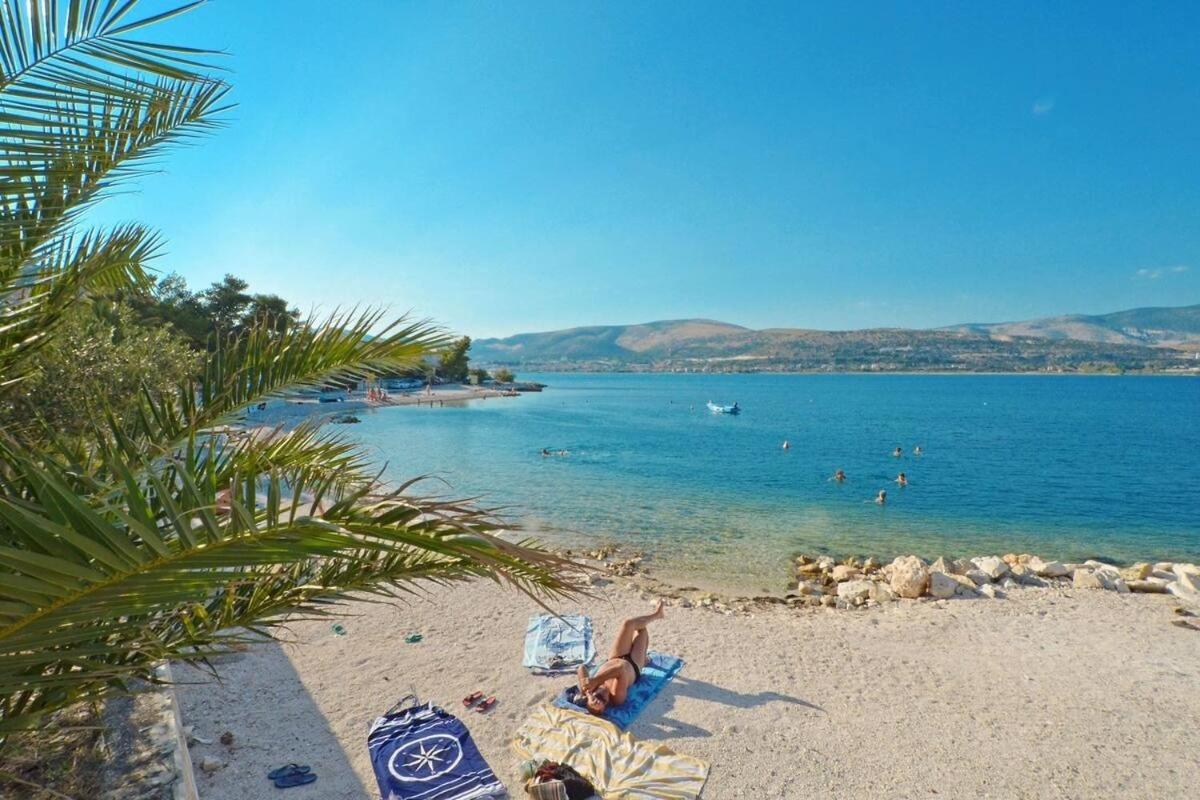 Apartments Sima - 100M From Beach Trogir Exterior foto